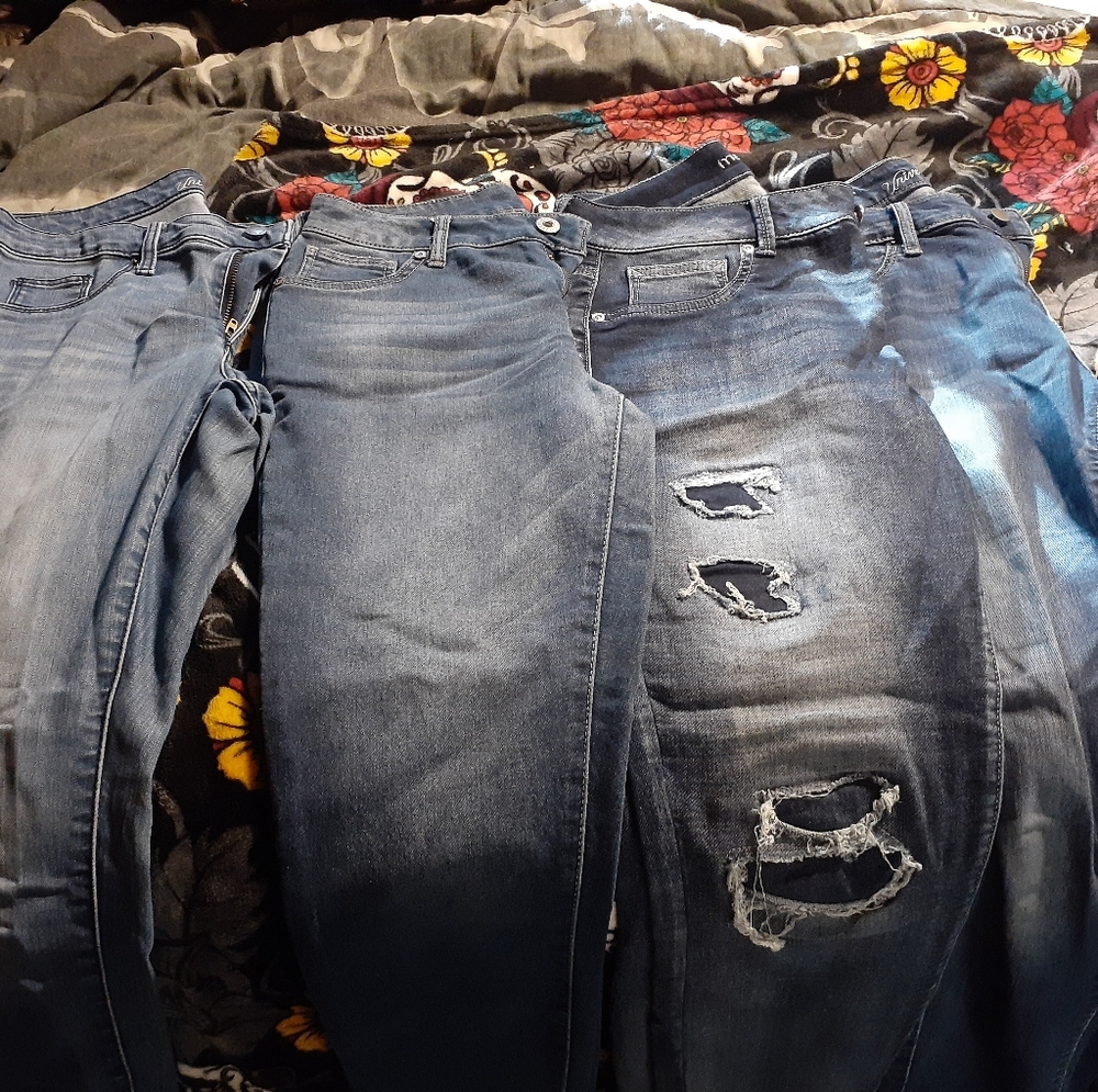 4 pairs of size 8 jeans